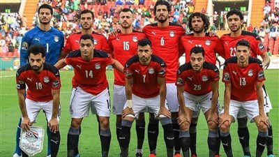 مفاجأة الموسم الأهلي وبيراميدز يتنافسون لضم نجم منتخب مصر المحترف فى الخارج