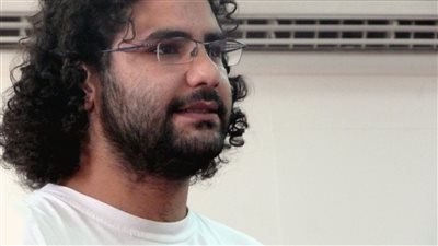 حقيقه اضراب الناشط علاء عبد الفتاح عن الطعام فى السجن