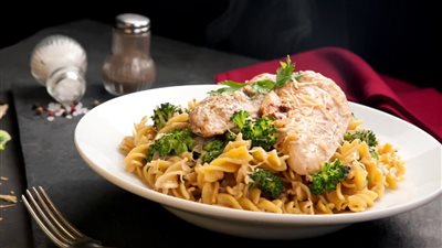 اسهل طريقة لعمل المعكرونة بالدجاج