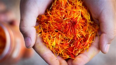 فوائد لن تخطر ببالك للزعفران للرجال ومحاربة الشيخوخة صرح به علماء