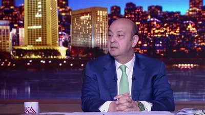 الأعلامي عمرو أديب يشن هجوم حاد على عمرو واكد