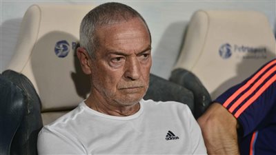 محدش ييجى جنبه فيريرا يحذر مرتضى منصور من بيع نجم الزمالك