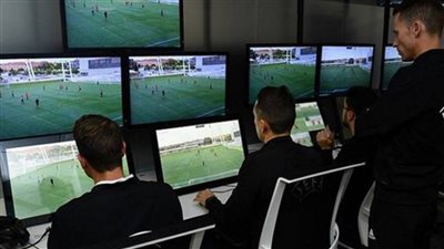 حكم دولي سابق يكشف مايتم فعله في حاله تعطل تقنية الفار بنهائي دوري افريقيا