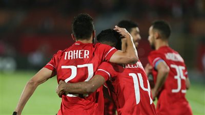 هجوم حاد من نجم الأهلي السابق على الاتحاد الإفريقي بعد خسارة الأهلي