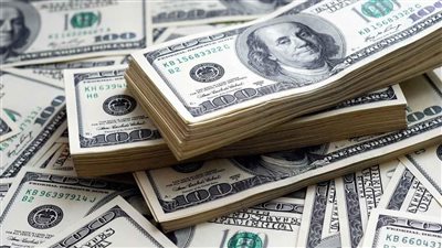 سعر الدولار فى بداية تعاملات اليوم الاول من شهر يونيو 2022