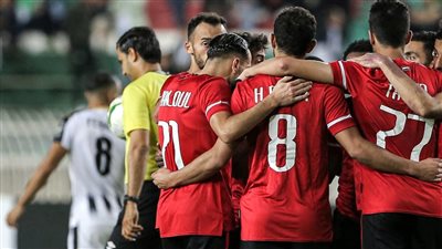 مفاجأة من العيار الثقيل الأهلي يفكر في عودة لاعب الفريق لصفوفه