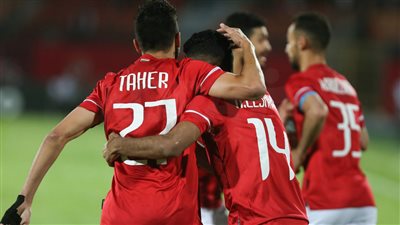 قائمة بأسماء الراحلين عن الأهلي وقرار جديد من النادي بشأن مصير كهربا