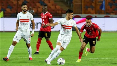أزمة نارية علي أعتاب قمة الأهلي والزمالك بالدوري المصري