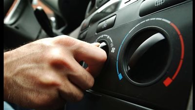 طرق التخلص من رائحة المكيف الكريهة بالسيارة