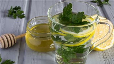 كنز لصحتك ماذا يحدث لجسمك اذا تناولت منقوع البقدونس