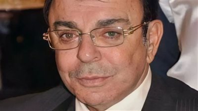 كاتبة مشهورة تفجر مفاجأة حول زواج وإنجاب الفنان الراحل سمير صبري