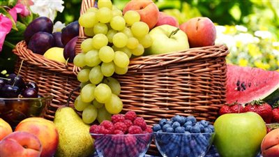 سعر الفاكهه اليوم الأحد 5 يونيو في الأسواق المحلية وسوق العبور