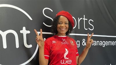 بعد إنتقاد الجماهير زوجة موسيماني ووكيلة أعمالة تفتح النار على إدارة الأهلي