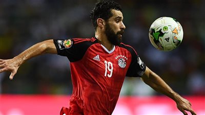 شنطة فيها ملايين مدير تعاقدات الاهلى سابق يكشف سر ترك عبدالله السعيد للاهلي