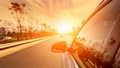 قبل الانطلاق بها نصائح للحفاظ على سيارتك في الطقس شديد الحرارة