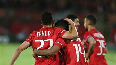 بعد تألقه مدافع النادي الأهلي يتلقي عرض قطري للرحيل الصيف المقبل