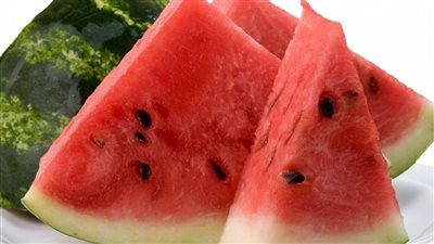 البطيخ كله فوائد من أول القشر لحد البذور
