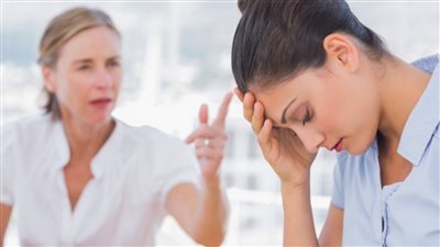 كلامهم كله نقد مواليد ٣ ابراج ماوكوالنقد و التوبيخ