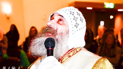 اجمل الترانيم بصوت الانبا اباكير + قمة فى الروعة