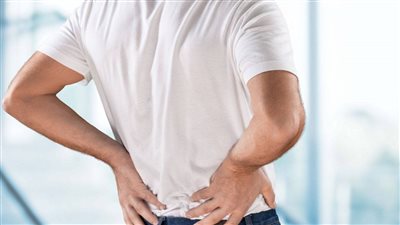 لتجنب الإصابة بآلام الظهر يجب تجنب هذه الأشياء
