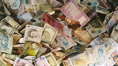 أسعار العملات الأجنبية والعربية مقابل الجنيه المصري اليوم الخميس 23 يونيو