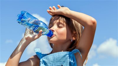 الارصاد الجويه تحذر من طقس اليوم الجمعه شديد الحراره وارطوبه تصل لذروتها