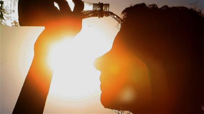 الارصاد الجويه تعيد البيان وتحذر من طقس اليوم وغد السبت