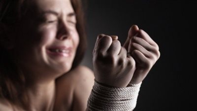 فتاة تحكى كيف تم محاولة اغتصابها قصة سوف يقشعر لها جميع الابدان؟