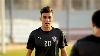 النجم المغربي أشرف بن شرقي يثير الجدل بصورة وتدوينة