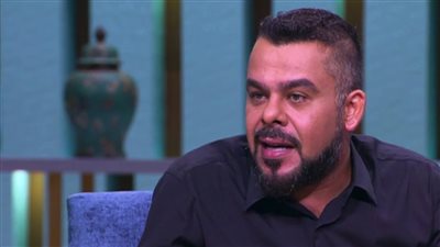 احمد عز قالى يا غبي الفنان منذر رياحنه ولادي بيقولو له يا عمو