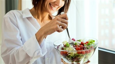 أطعمة نباتية تقلل من مستوى الالتهاب وتساعد على إدارة الألم المزمن