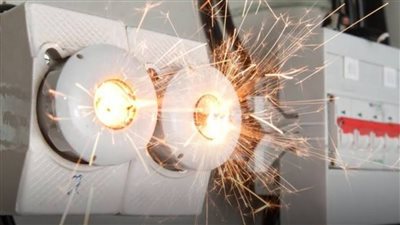 اتبع هذة الخطوات حال نشوب حريق بـماس كهربائي