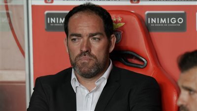 الكشف عن أولى طلبات البرتغالي ريكاردو سواريس مدرب الأهلي الجديد