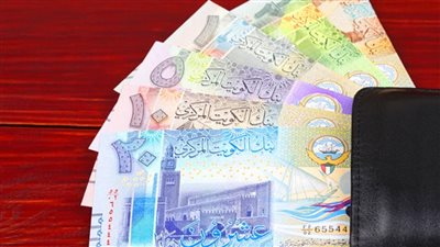 سعر الدينار الكويتي والدولار الامريكي فى مصر اليوم