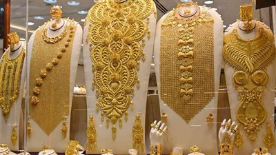 نازل زي الصاروخ اسعار الذهب بعد خسارتها 24 جنيه للجرام