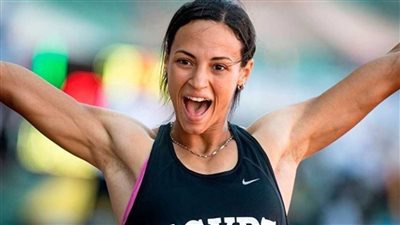 محمد صلاح يوجه رساله ناريه للبطله بسنت حميده