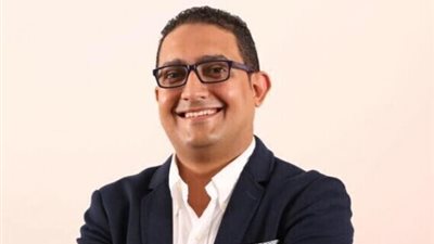 جون طلعت يعلن فوزه ويؤدي القَسم على فيس بوك 961424