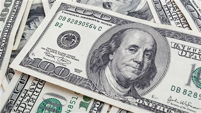 أول أيام عيد الأضحى هل يتخطى سعر الدولار حاجز الـ19 جنيها في مصر