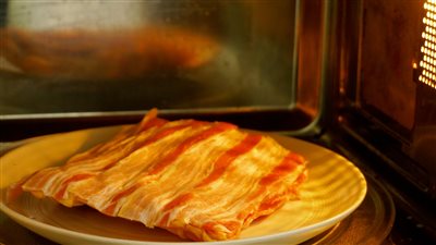 افضل طريقة لفك اللحوم المجمدة