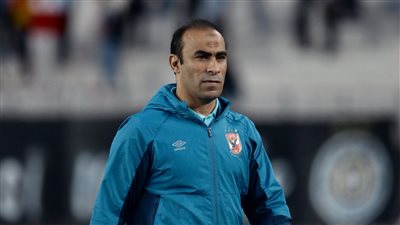 عاجل مدير الكرة بالنادي الأهلي يوجة تحذير شديد اللهجة لسداسي الفريق