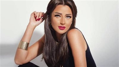 رسالة غامضة من رضوي الشربيني تثير جدل المتابعين