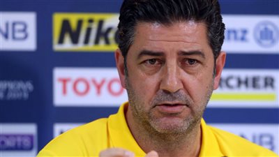 موعد وصول المدرب روى فيتوريا وقيمة راتبه