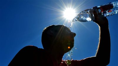 حار رطب علي تلك المناطق الأرصاد تعلن توقعات طقس 3 أيام