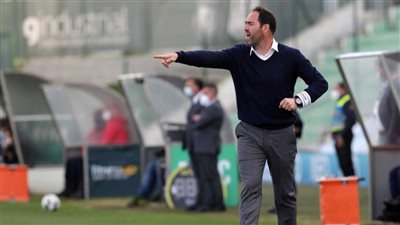 مدرب الأهلي يطالب بحسم التعاقد علي صفقتين من العيار الثقيل