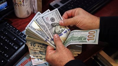 أسعار العملة الأمريكية اليوم السبت في البنوك المصرية