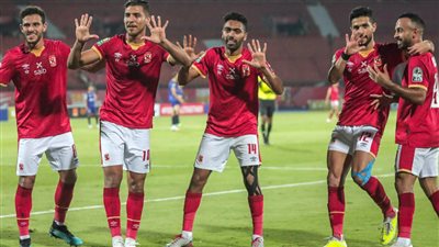الكشف عن مفاجأة مدوية في خلاف جماهير الأهلي ولاعبي الفريق