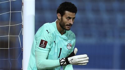 لاعب الزمالك السابق يقترح بدائل مناسبة لمنافسة الشناوي