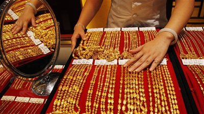 الدهب وقع علي الارض سعر جرام الذهب في منتصف تعاملات الجمعه