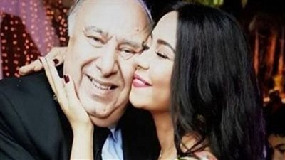 شيرين عبدالوهاب ترد علي والد حسام حبيب ببلاغ رسمي للنائب العام بعد أهانتها