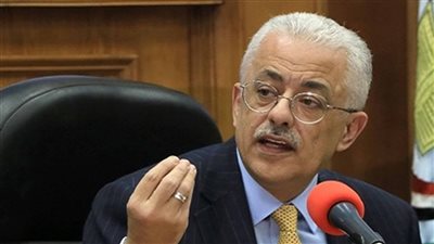 تدريس العلوم والرياضيات باللغات لطلاب الإعدادية شاهد الحقيقة